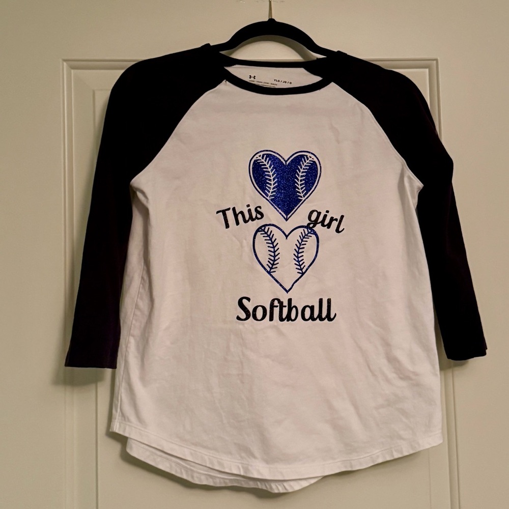 Under Armour White and Black Softball Heart Long Sleeve girls Large 3/4 sleeve